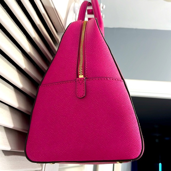 Michael Kors Fuscia / Satchel w/ Twillie, Crossbody Strap & Dustbag. - Picture 7 of 12